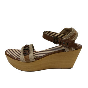 Moschino Womens Wedges EUR 39 Cream Brown Ankle Buckle Wood Sole Sandals Heels